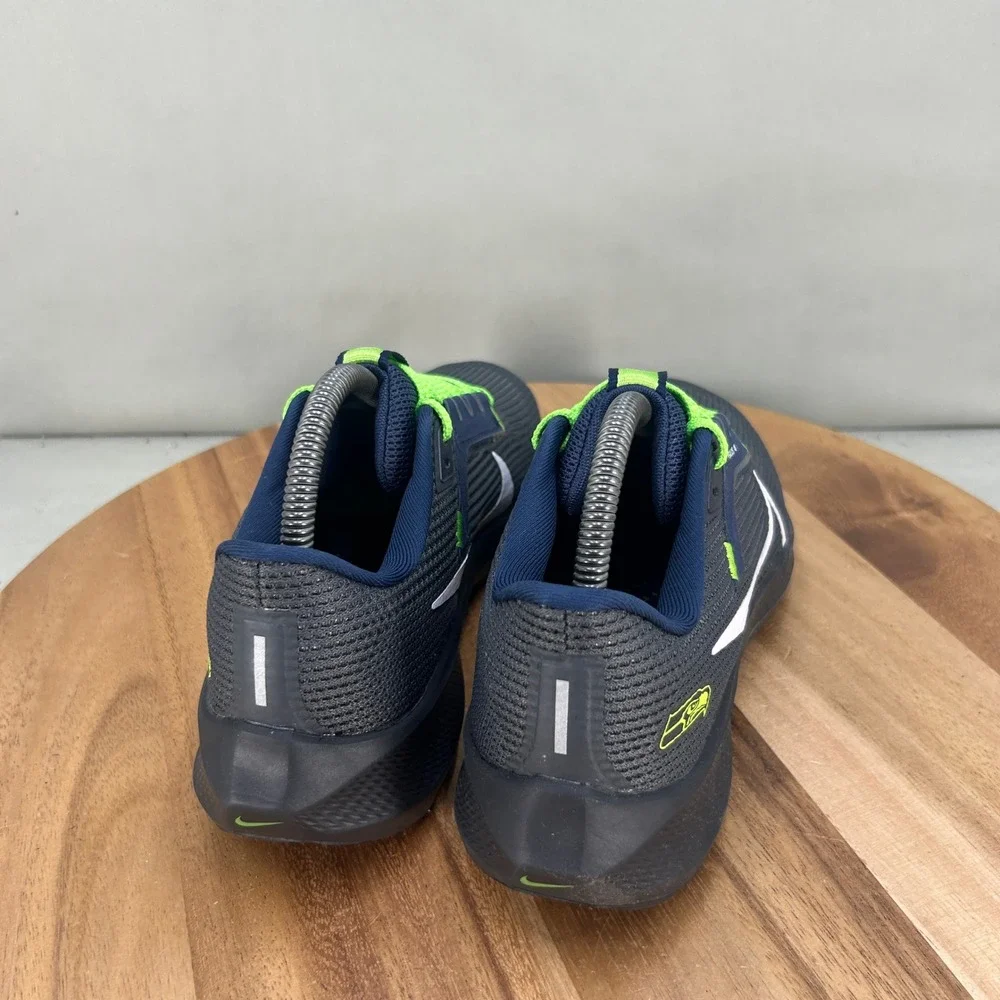 Nike Air Zoom Pegasus 40 Seattle Seahawks Mens 7 Womens 8.5 Running Shoes